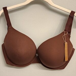 SKIMS NWT Fits Everybody Push-Up Demi Bra